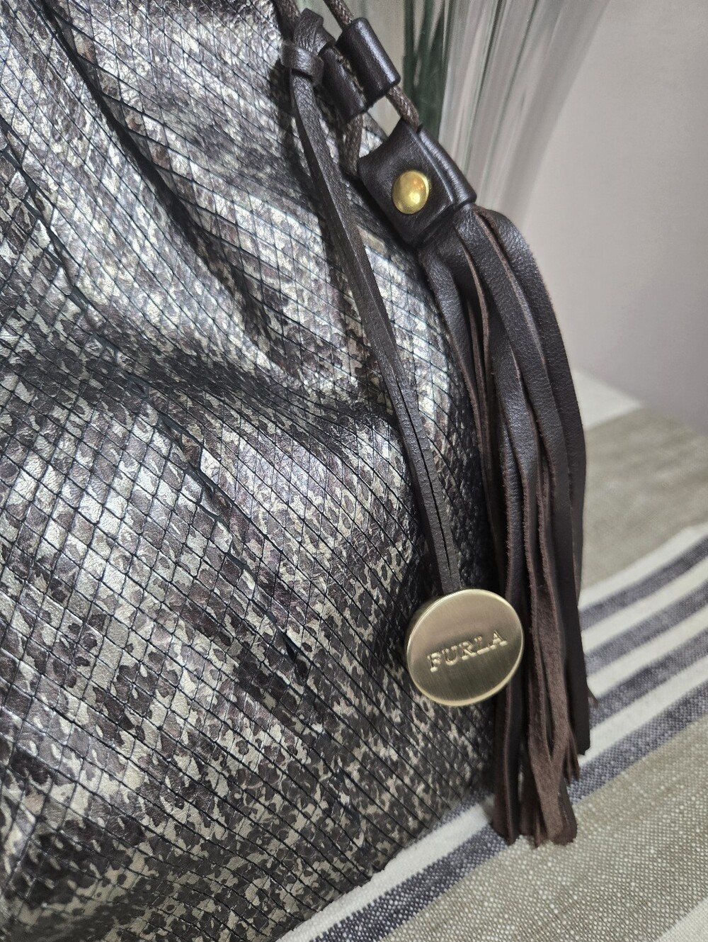 Vintage Furla Metallic Python Embossed Leather Large Hobo Shoulder Bag - Picture 4 of 13